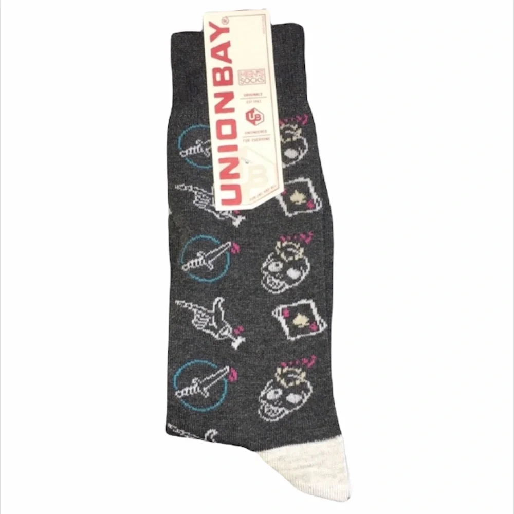Unionbay Skull & Dagger Crew Socks, Gray